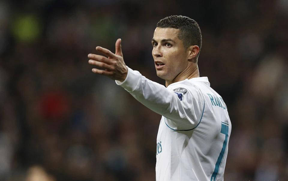 欧冠历史助攻王竟是C罗？这组数据彻底打破了“传球大师”的神话